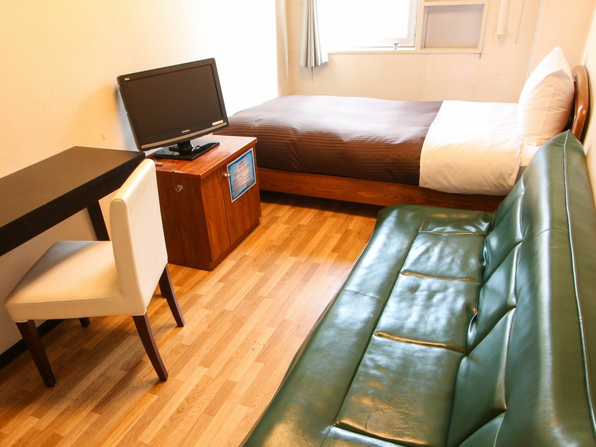 Hotel Livemax Budget Kawasaki Ekimae Bagian luar foto