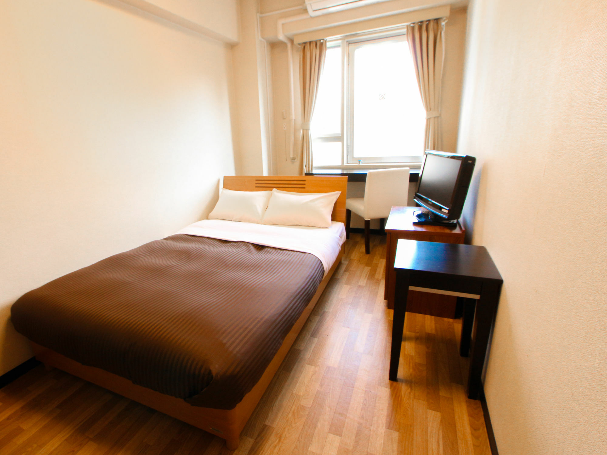 Hotel Livemax Budget Kawasaki Ekimae Bagian luar foto